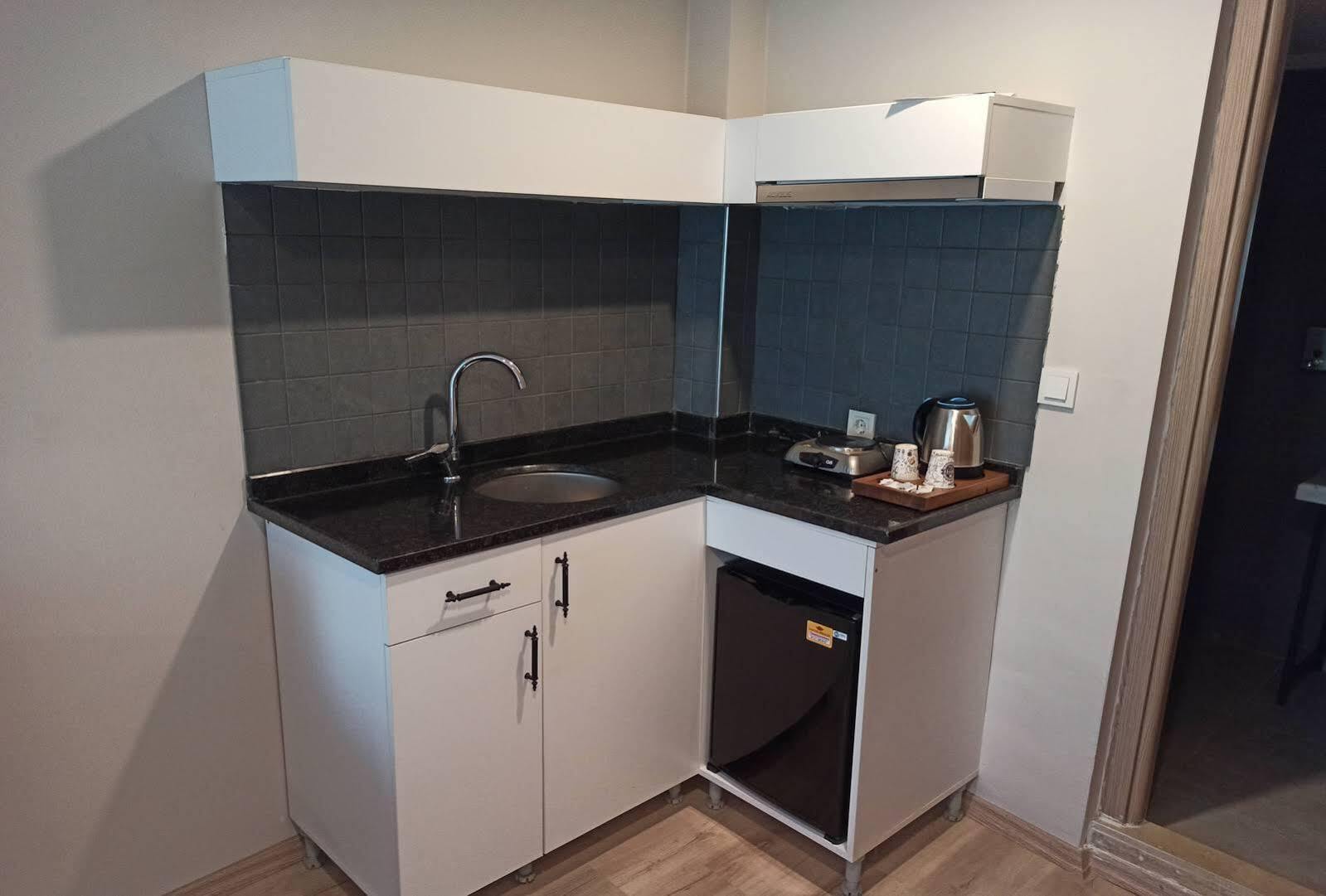 Cadde Suite Bakirkoey Istanboel Buitenkant foto