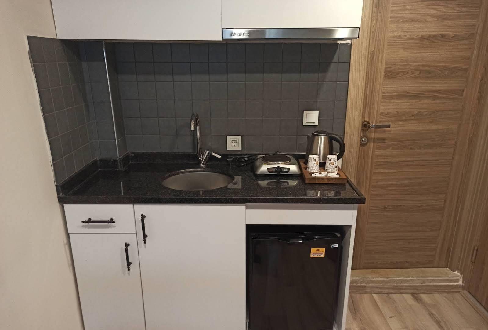 Cadde Suite Bakirkoey Istanboel Buitenkant foto