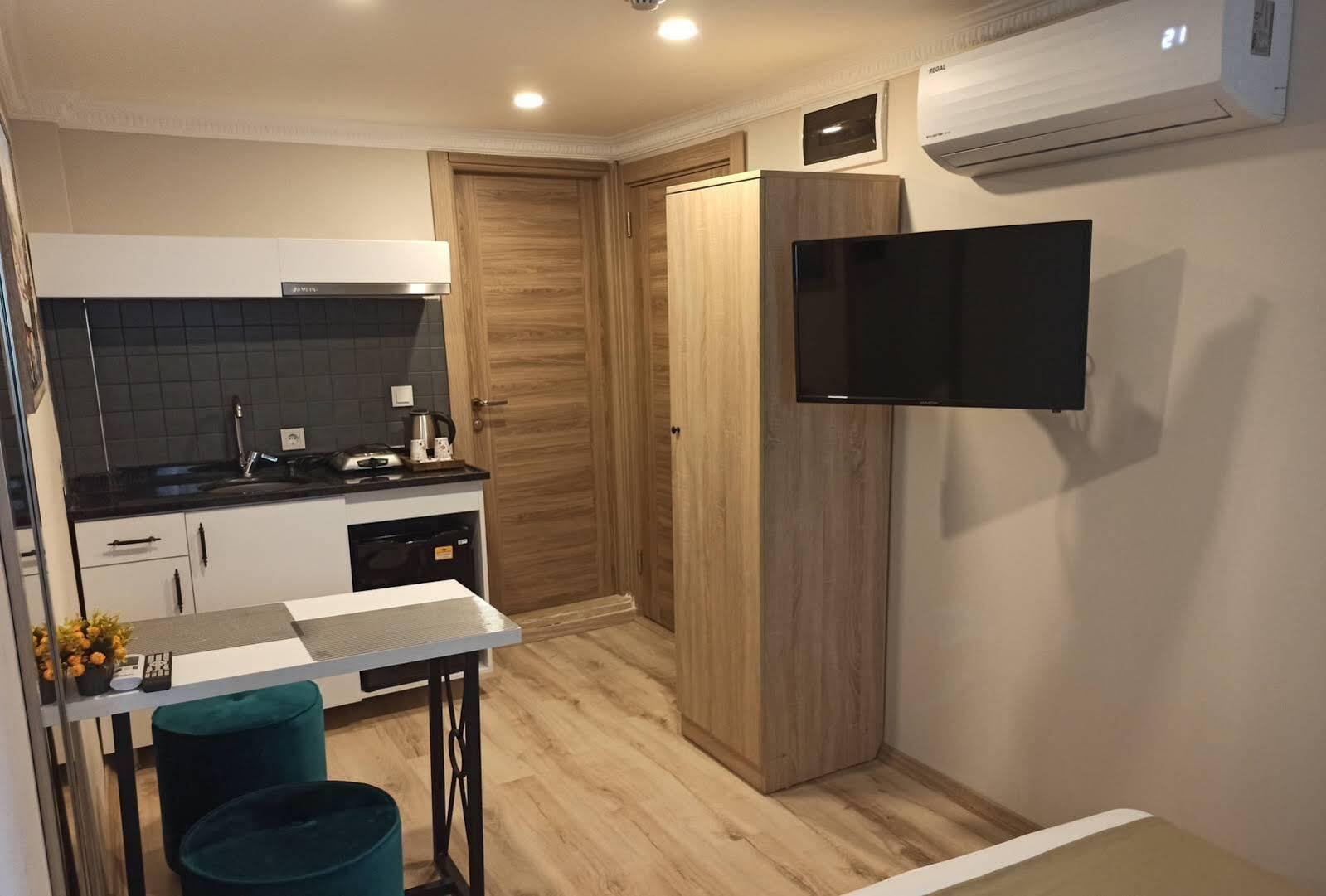 Cadde Suite Bakirkoey Istanboel Buitenkant foto